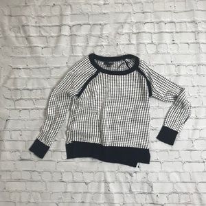😍5/$15😍 a.n.a black/white chic sweater size S